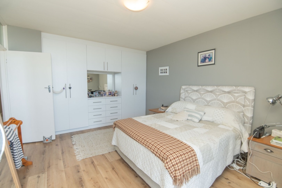 4 Bedroom Property for Sale in Humewood Eastern Cape